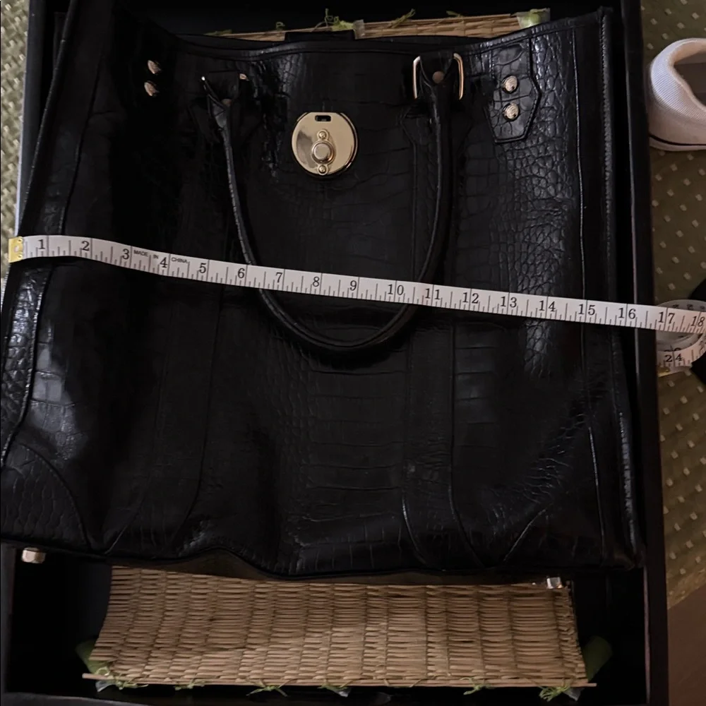 Rebecca Minkoff’s  Elegant Black, textured Women's Bag like new. - Picture 9 of 11